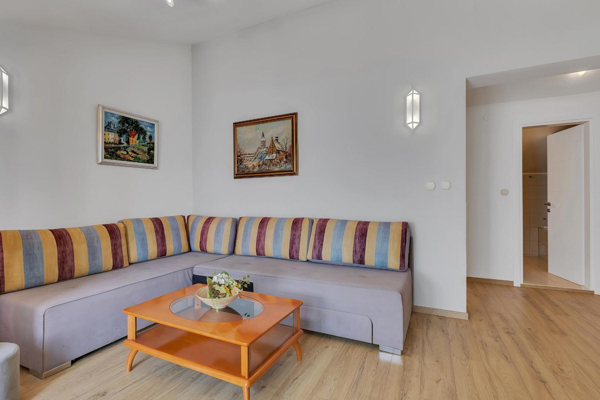 Grand View Apartments Drasnice Ngoại thất bức ảnh