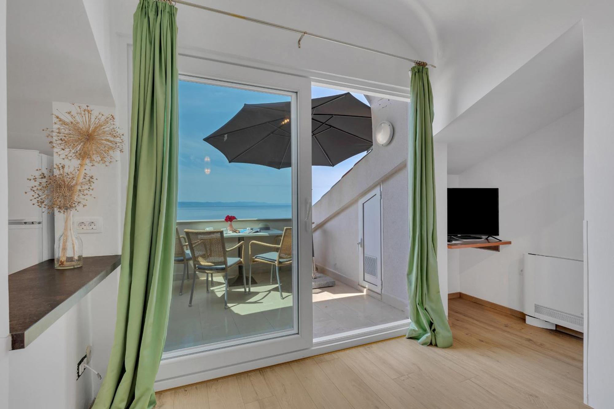 Grand View Apartments Drasnice Ngoại thất bức ảnh