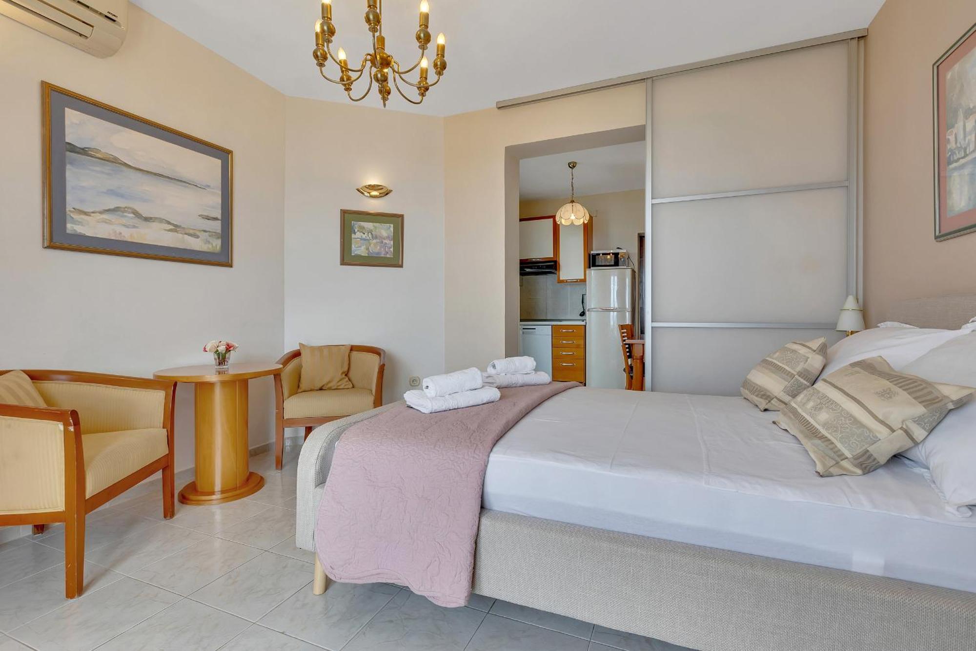 Grand View Apartments Drasnice Ngoại thất bức ảnh